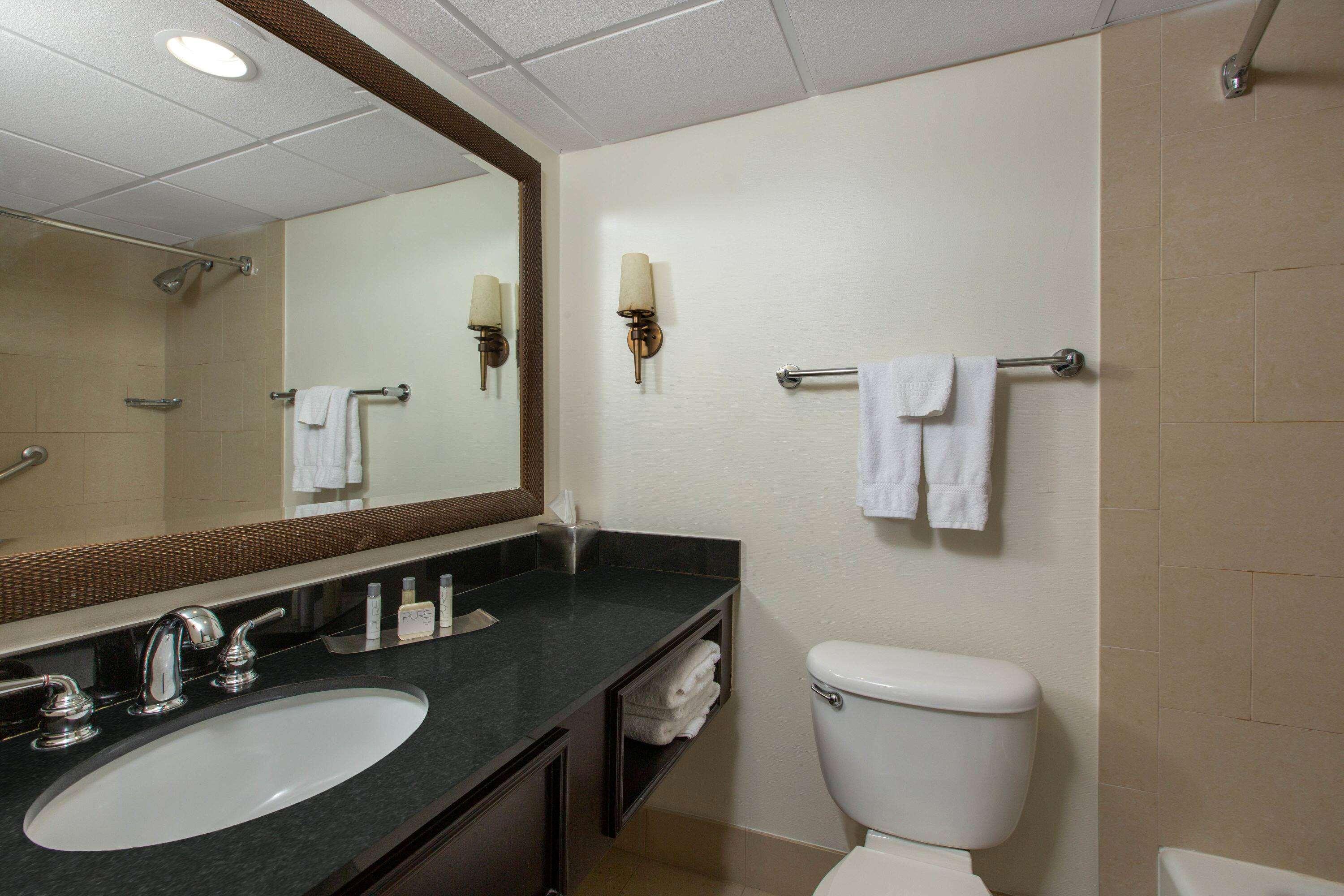 Aksarben Suites Trademark Collection By Wyndham Omaha Kültér fotó