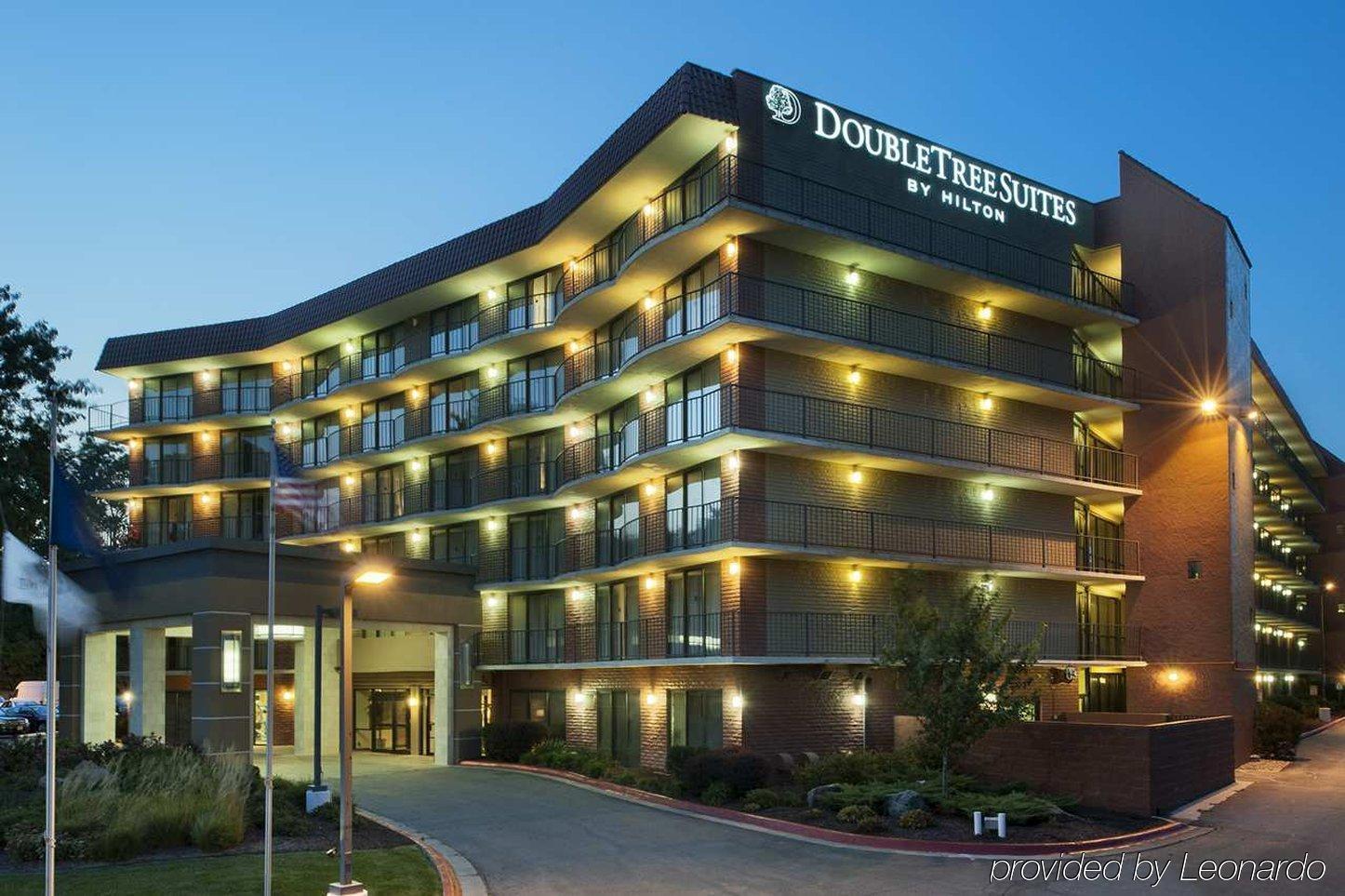 Aksarben Suites Trademark Collection By Wyndham Omaha Kültér fotó
