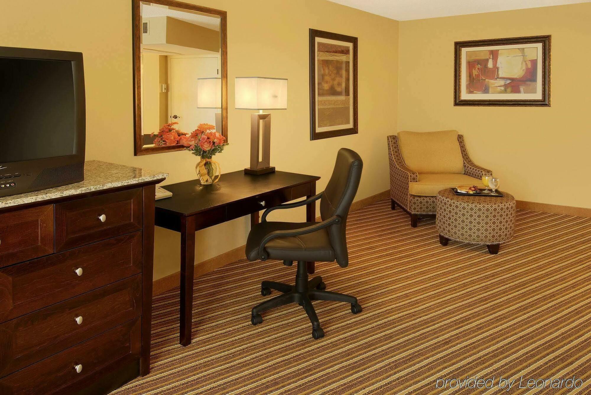 Aksarben Suites Trademark Collection By Wyndham Omaha Szoba fotó